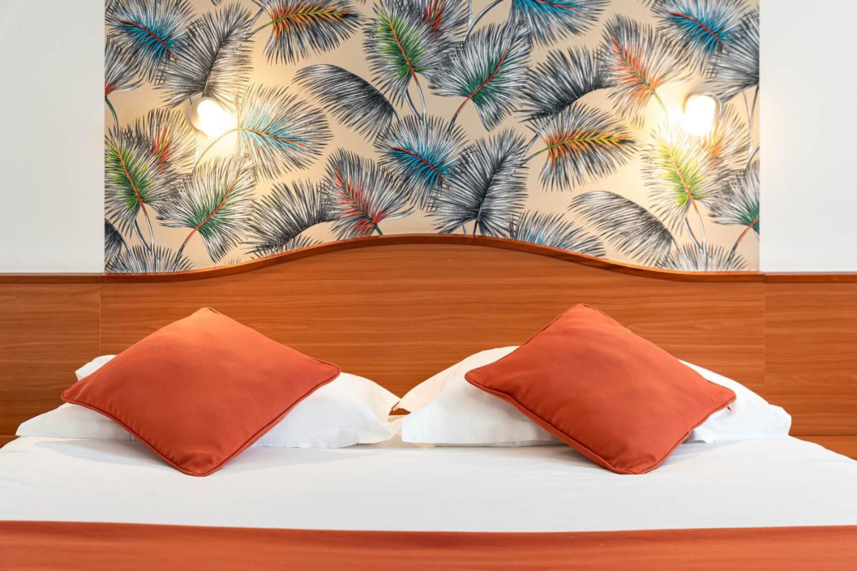 Deltour Hotel Le Puy En Velay Brives-Charensac Esterno foto